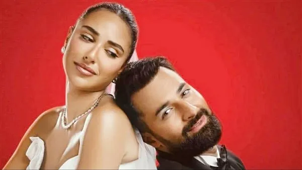 أحمد حاتم بحب الشغل مع آية سماحة وفيلم الكلام على إيه كوميدي بشكل جرئ