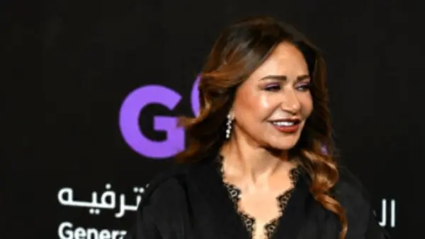 ليلى علوي تشيد بـ 7 dogs: فيلم يستحق التحية
