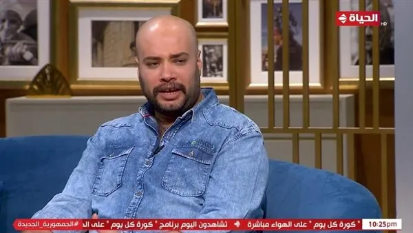 وحشتني ضحكتك الحلوة. حاتم صلاح يوجه رسالة مؤثرة لوالده الراحل