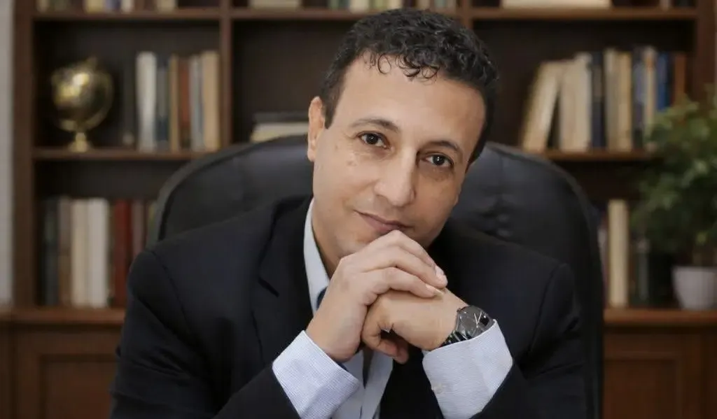 وليد الغمري يكتب لـ””: عن سرادق عزاء في اليوم العالمي لحرية الصحافة