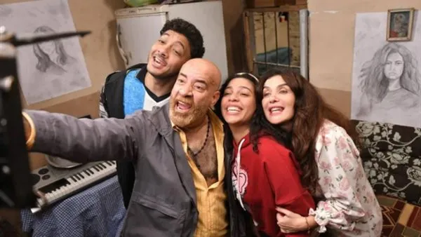 بعد ضعف إيراداته. رفع فيلم فاميلي بيزنس من دور العرض السينمائية