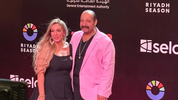 توافد النجوم صور