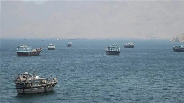 اليوم.. وزراء دفاع 40 دولة يجتمعون لبحث تطورات مضيق هرمز