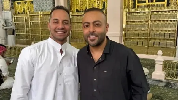 تامر عاشور شاهد