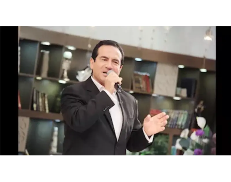 تطورات الحالة الصحية للفنان محمد ثروت بعد خضوعه لعملية جراحية عاجلة