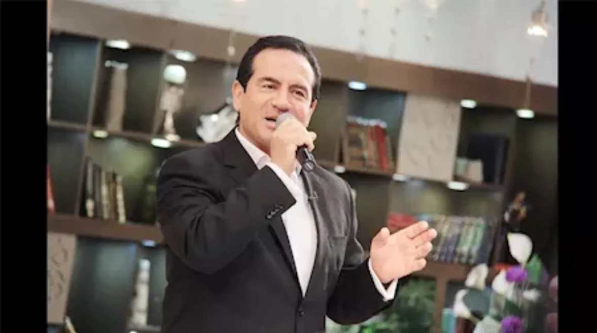 تطورات الحالة الصحية للفنان محمد ثروت بعد خضوعه لعملية جراحية عاجلة