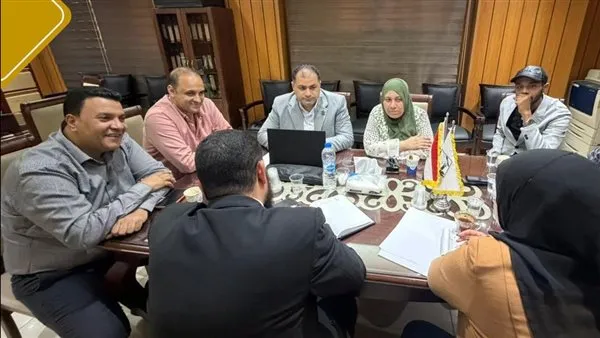 تنسيقية شباب الأحزاب تناقش تطوير منظومة تداول وبيع الطيور الحية
