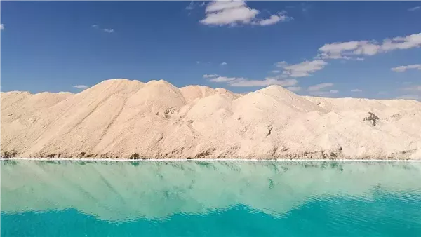 من سيوة إلى الساحل الشمالي.. أفضل أماكن السفر في مصر للهروب من حرارة الصيف