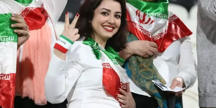 كابوس التأشيرات. إيران تهرب من أمريكا إلى المكسيك