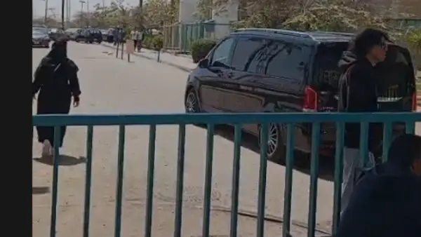 سامح فهمي وزير البترول الأسبق أول الحاضرين في مستشفي زايد التخصصي