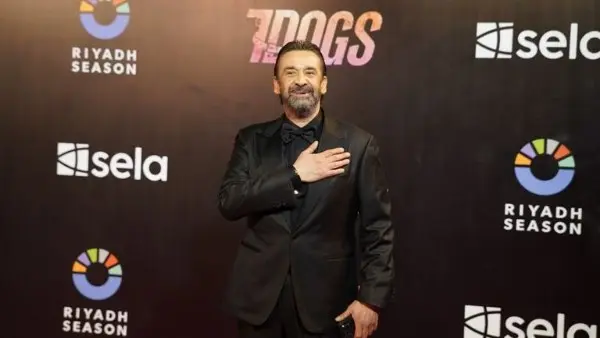الصور النجوم على السجادة البينك للعرض الخاص لفيلم 7 Dogs