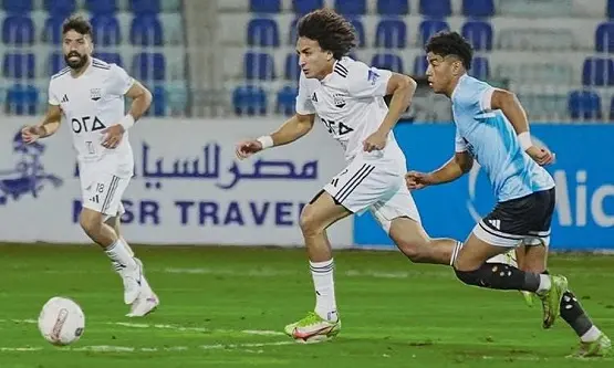 دجلة والبنك في العالي. والغلابة تحت بيلطموا