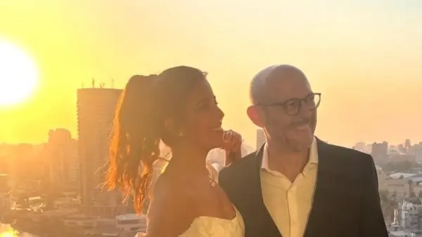 هديل حسن إحدى فريق عمل مسلسل سابع جار تحتفل بزفافها