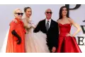 فيلم The Devil Wears Prada 2 يستتر بالنوستالجيا ويكشف أزمة الإعلام الحديث