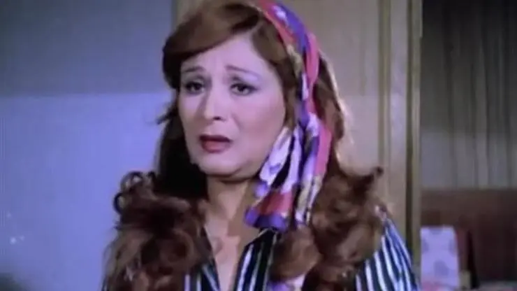 فى قصة ارتداء عزيزة راشد الحجاب وابنتها فنانة مشهورة