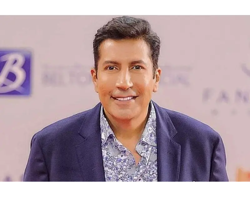 هاني رمزي يكشف حقيقة الانتهاء من كتابة غبي منه فيه2