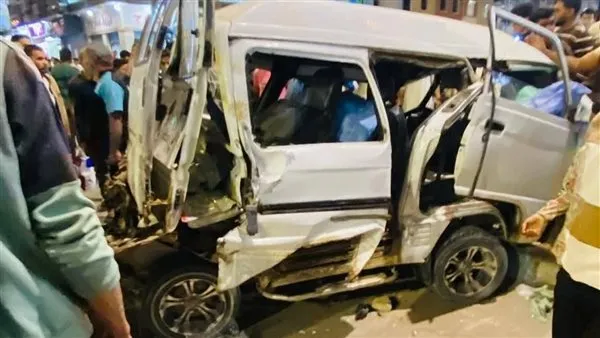 بسبب تعطل فرامل سيارة المياه.. مصرع شخصين وإصابة 9 بحادث مروع بمطروح