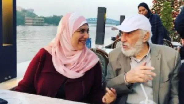 دعمني ابنة عبد الرحمن أبو زهرة تكشف أسرارًا مؤثرة عن والدها