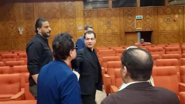 هشام عطوة يباشر استعدادات قصر ثقافة الإسماعيلية لفعاليات المهرجان القومي للمسرح