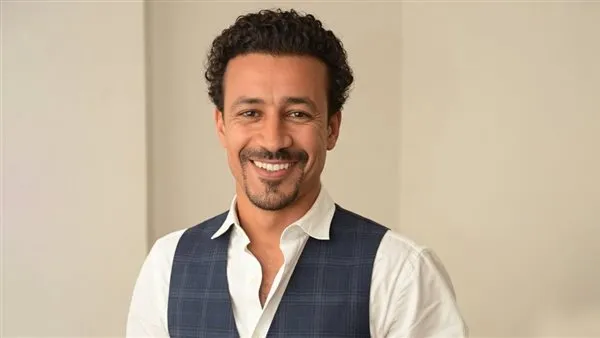 أحمد داود يعود بالزمن إلى الوراء في فيلم إذما والعرض في عيد الأضحى