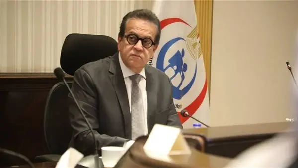 وزير الصحة يحذر: الشغل بدون إجازات يدمر صحتك النفسية