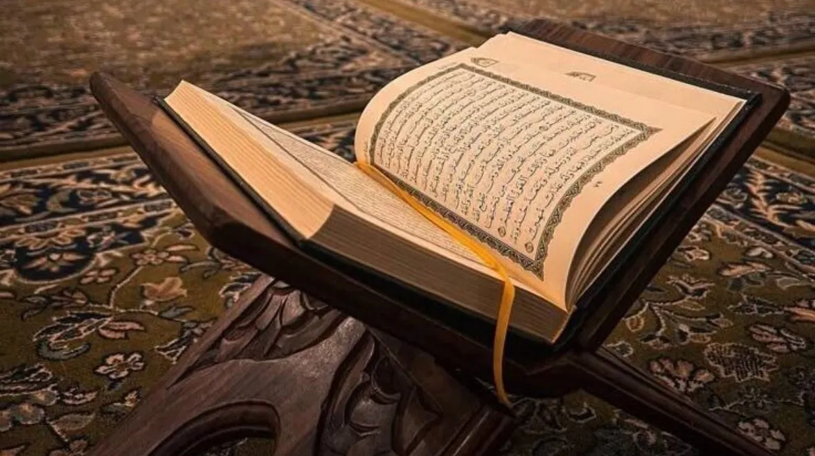 جدول ختم القرآن في العشر الأوائل من ذي الحجة. ما فضله