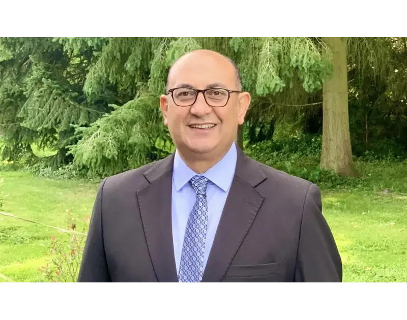 خالد علي يكتب لـ””: عمال آمون للأدوية وعيد العمال