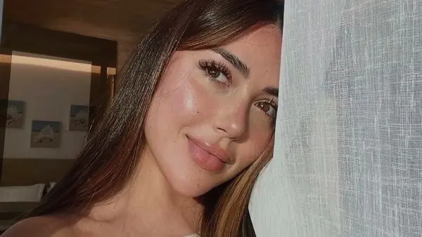 بالكاجوال.سارة سلامة تخطف أنظار جمهورها في أحدث ظهور
