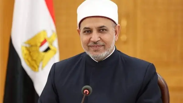 صرف مكافأة بقيمة 2000 جنيه لجميع أعضاء هيئة التدريس والعاملين بجامعة الأزهر