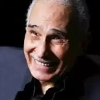 لماذا طلب عبدالرحمن أبو زهرة إعادة مشهد مع أحمد زكى رغم إشادة الجميع؟