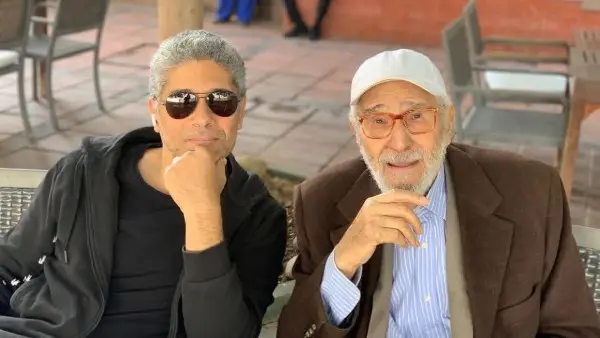 كله نجل عبد الرحمن أبو زهرة يحسم الجدل حول وصايا والده