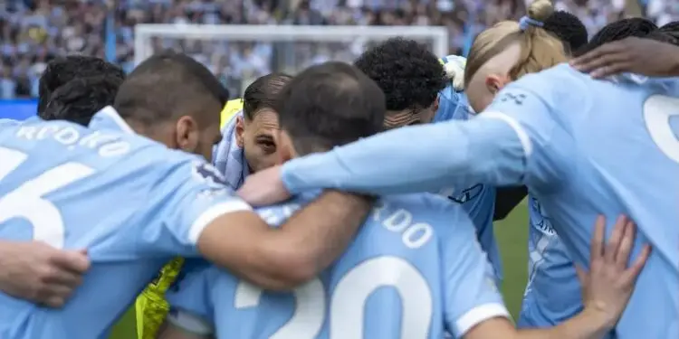 موعد والقنوات الناقلة لمباراة مانشستر سيتي وأستون فيلا في الدوري الإنجليزي