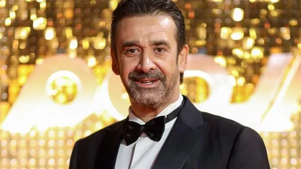 مفاوضات مع كريم عبدالعزيز للعودة للدراما بمسلسل جديد في رمضان 2027