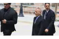 وصول الاعلامي أحمد موسي لصلاة الجنازة علي الفنان هاني شاكر