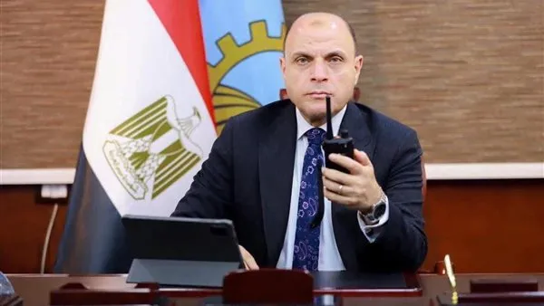 محافظ الغربية يتابع حملات إزالة التعديات ويؤكد استرداد حقوق الدولة كاملة