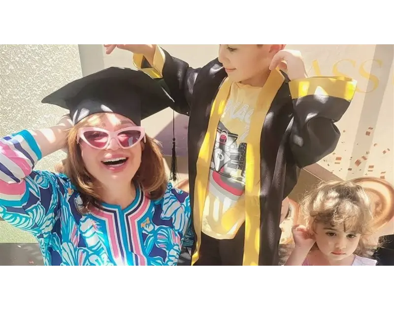 كواليس احتفال إلهام شاهين بحفيدها: رسائل مشفرة وخطوات مدروسة للعودة للأضواء