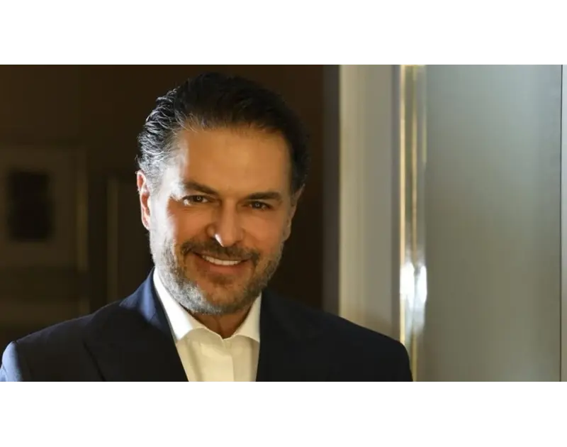 "ضميري مرتاح".. راغب علامة يحسم الجدل بشأن نسب ابنته