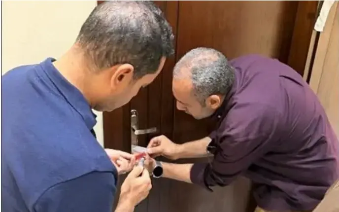 حكاية نصاب الشيخ زايد اللي مثل دور جراح قلب وخدع الكل
