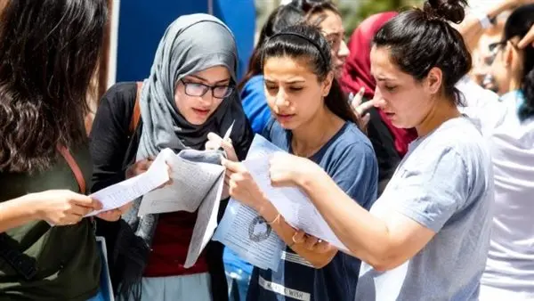 10 غلطات بتضيع تعبك ليلة امتحان الثانوية العامة.. ابعد عنها فوراً