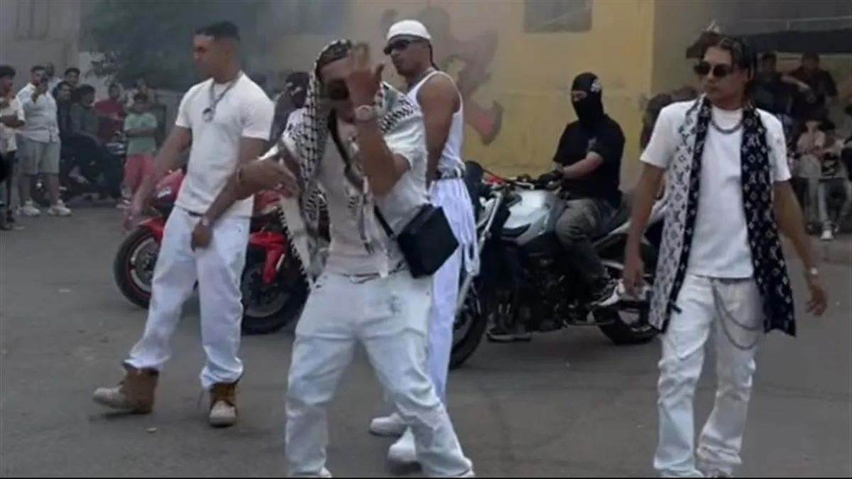 محمد رمضان وزوكش في قلب مدينة السلام لتصوير عالمي زي كريستيانو