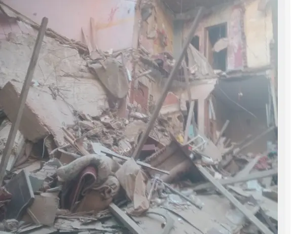 انهيار منزل في نجع الطويل بالأقصر وإصابة 5 مواطنين في الحادث