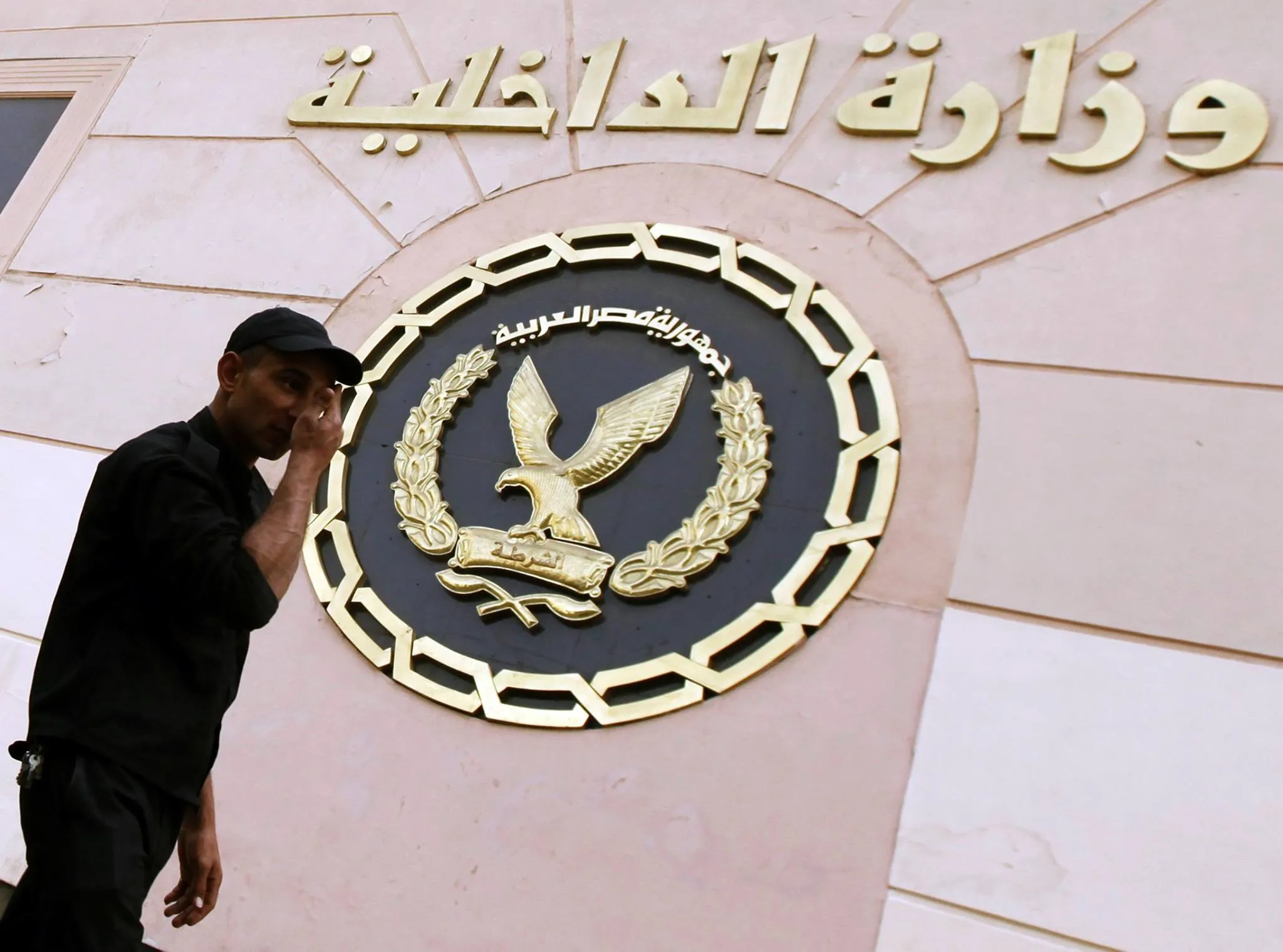 كيف تتعامل مع خلافات السكن بشكل قانوني وقوي