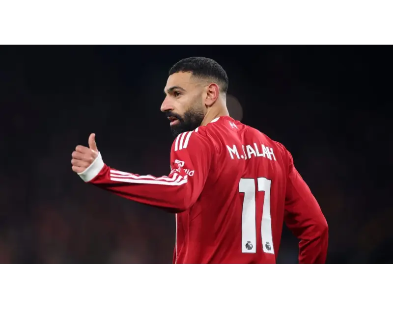 لعبة التعتيم الاحترافية: كيف يدير رامي عباس مستقبل محمد صلاح وسط ضجيج الميركاتو