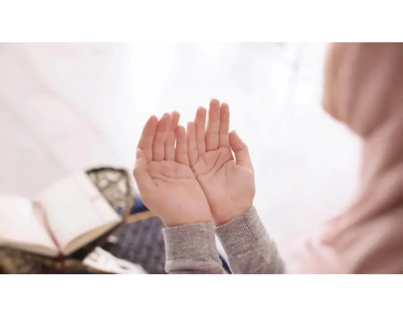 أذكار المساء المكتوبة لتحصين النفس وجلب الرزق والسكينة