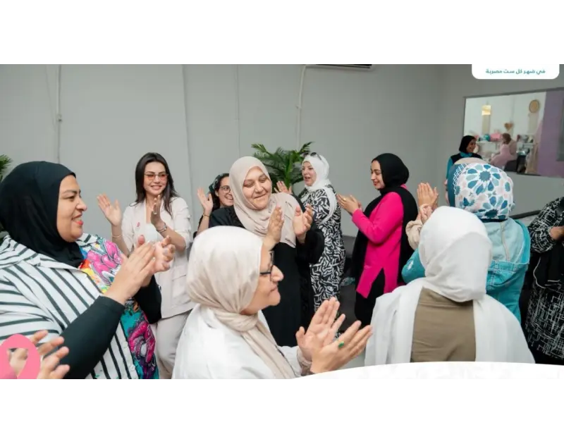 زيارة إنسانية دافئة من دينا فؤاد لمؤسسة بهية لدعم محاربات السرطان