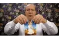 ده نسيم عبد المسيح اللي مزق صورًا دينية وأساء للرموز المقدسة