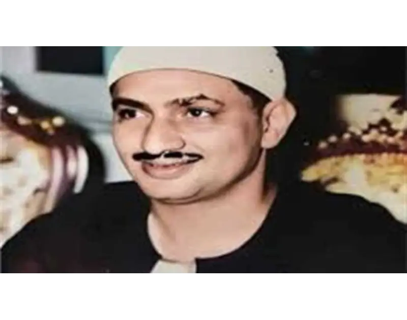الهواء تفوح منه رائحة المنشاوي. كيف احتفى المستمعون بتلاوة مسجلة منذ 60 عاما