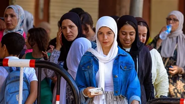 تعليم الجيزة تحدد المسموح والممنوع في لجان امتحان العربي للثانوية العامة