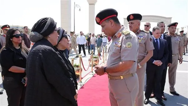 وزير الدفاع يتقدم الجنازة العسكرية للفريق يوسف عفيفي أحد أبطال حرب أكتوبر