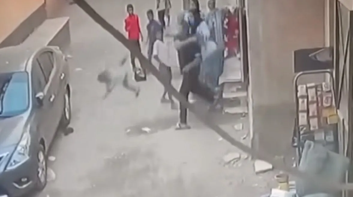 القبض على أب تخلص من طفله أسفل سيارة في البدرشين للانتقام من طليقته